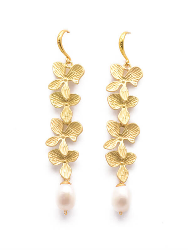 Gold Leaf and Pearl Earrings Detail