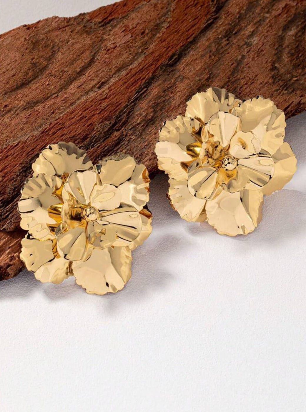 Gold Flower Earrings Detail